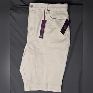Gloria Vanderbilt Sz 14 Amanda Elysee Bermuda Crystal White